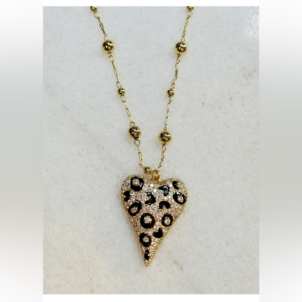 Wild at Heart Necklace - Modern Heart